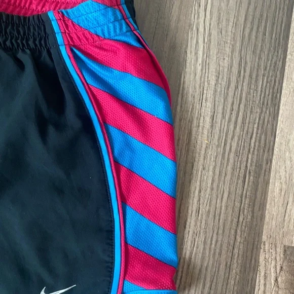 Nike Women's Black and Pink Athletic Shorts - Picture 5 of 12